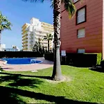 & Sea Apt, Fast Wifi, Airco, Private Parking And Pool דירה