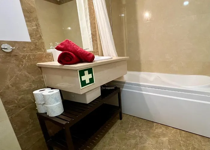 Appartement & Sea Apt, Fast Wifi, Airco, Private Parking And Pool