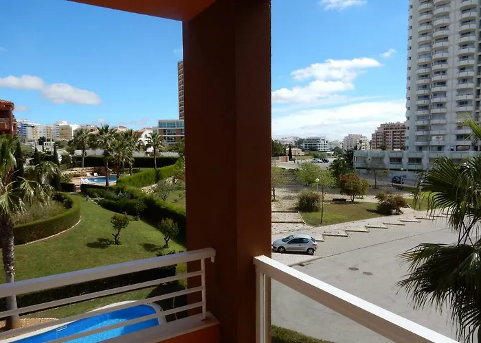 & Sea Apt, Fast Wifi, Airco, Private Parking And Pool Appartement *