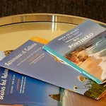 Apartman & Sea Apt, Fast Wifi, Airco, Private Parking And Pool