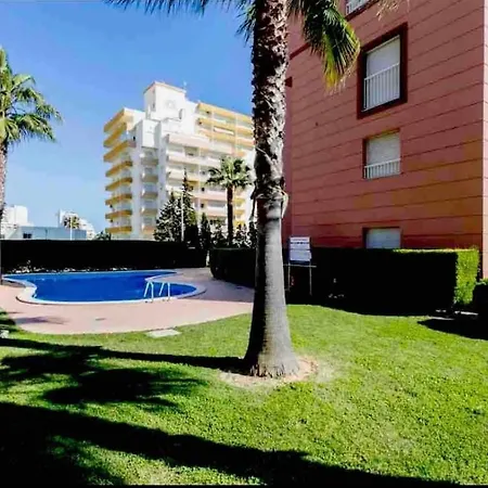 & Sea Apt, Fast Wifi, Airco, Private Parking And Pool Lägenhet