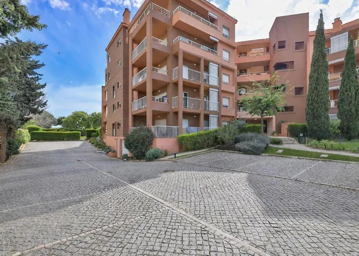 Apartament & Sea Apt, Fast Wifi, Airco, Private Parking And Pool Portimão