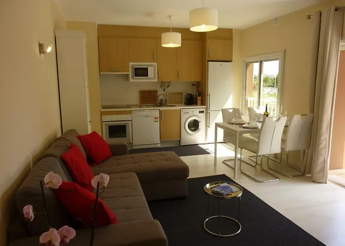 & Sea Apt, Fast Wifi, Airco, Private Parking And Pool Apartament *